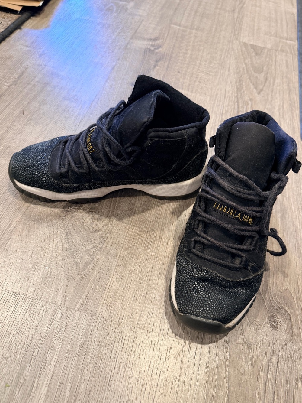 Nike Air Jordan 11 Retro Premium GS 'Heiress black Stingray' Shoes Size 5Y RARE